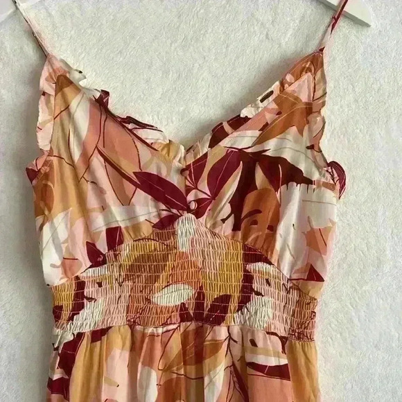 Sienna Sky Woman's Floral Adjustable Spaghetti Straps Midi Size M - Picture 2 of 7